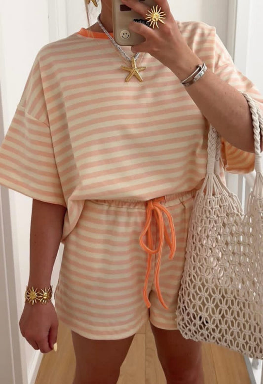 Peachy pink stripe set