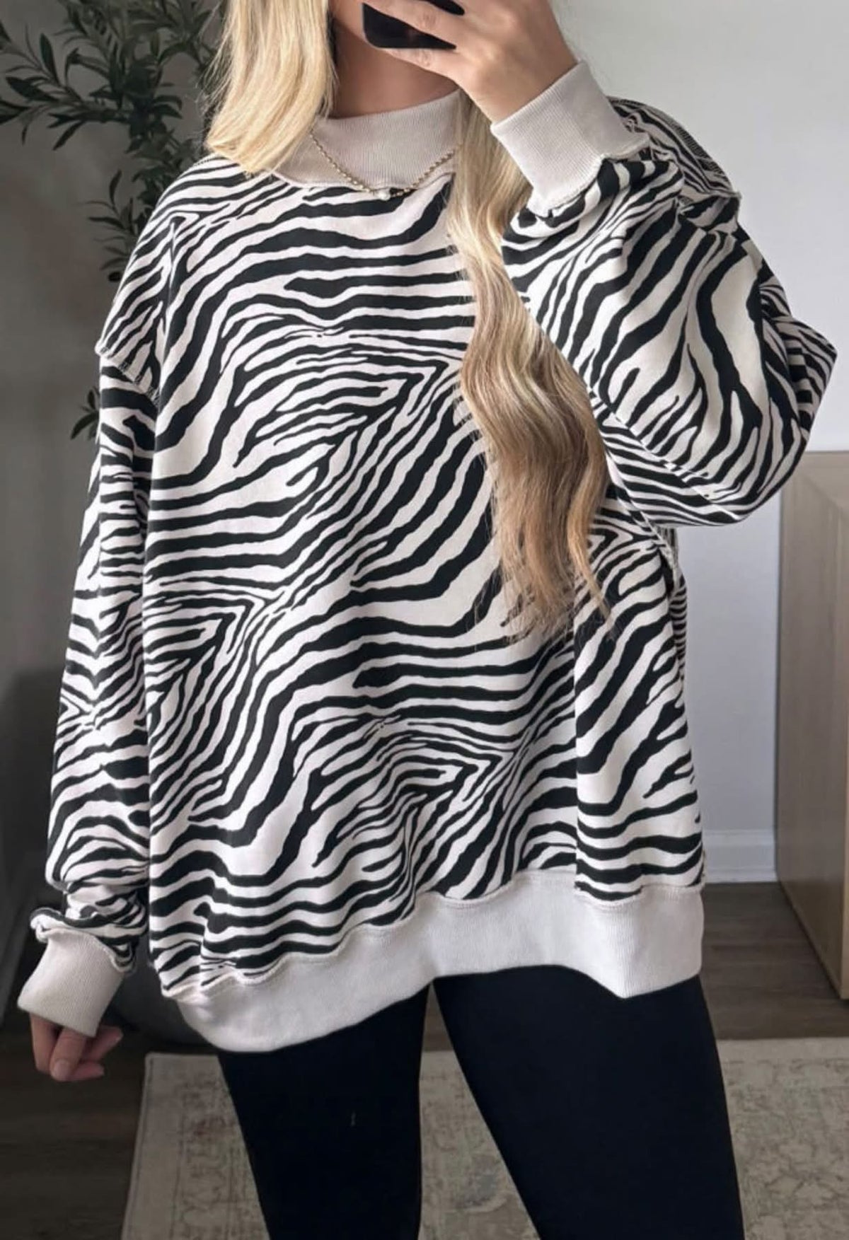 Zebra mockneck