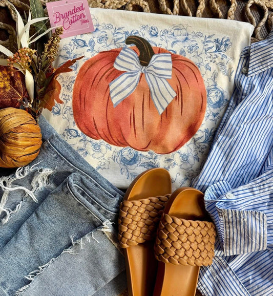 Blue bow pumpkin